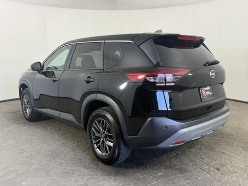 Used 2023 Nissan Rogue S FWD image 5