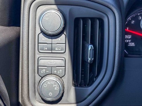 Used 2024 Chevrolet Silverado 1500 Custom image 51