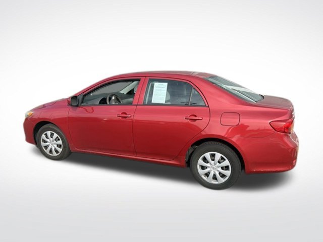 Used 2010 Toyota Corolla LE w/ All Weather Guard Pkg FWD image 15