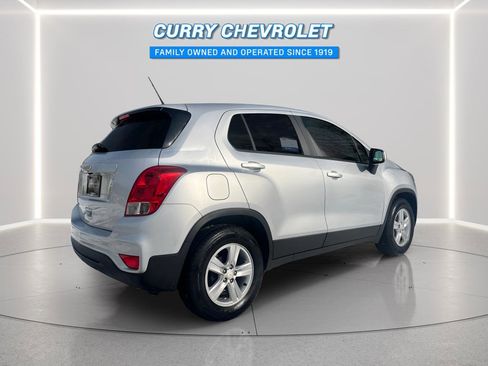 Used 2020 Chevrolet Trax LS w/ Tint and Cruise Package image 13