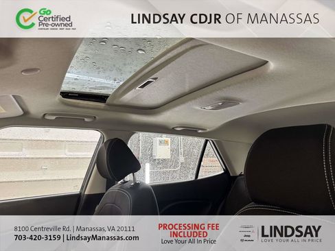 Used 2024 Hyundai Venue SEL image 19