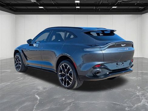 Used 2021 Aston Martin DBX Base image 3