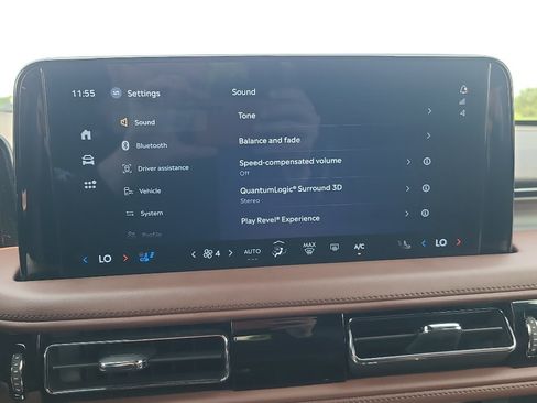 Used 2025 Lincoln Aviator Reserve w/ Equipment Group 201A AWD/4WD image 26