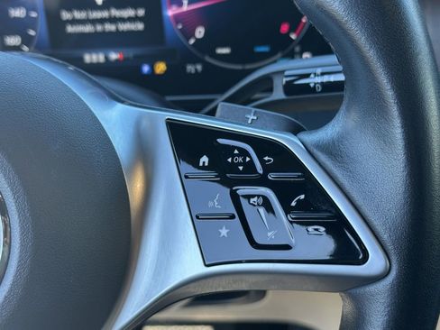 Certified 2024 Mercedes-Benz GLC 300 image 29