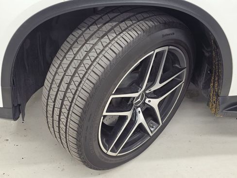 Used 2019 Mercedes-Benz GLE 43 AMG 4MATIC Coupe image 40