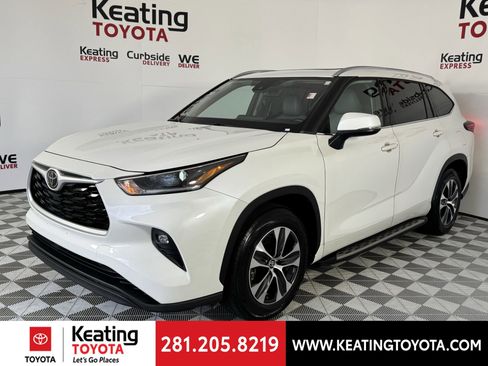 Used 2021 Toyota Highlander XLE image 10