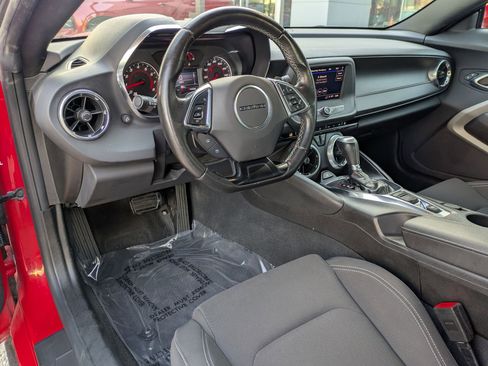 Used 2023 Chevrolet Camaro LT image 12