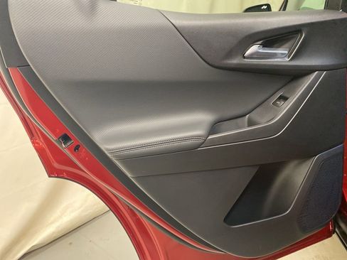 New 2026 Chevrolet Equinox LT w/ Safety and Technology Package image 12