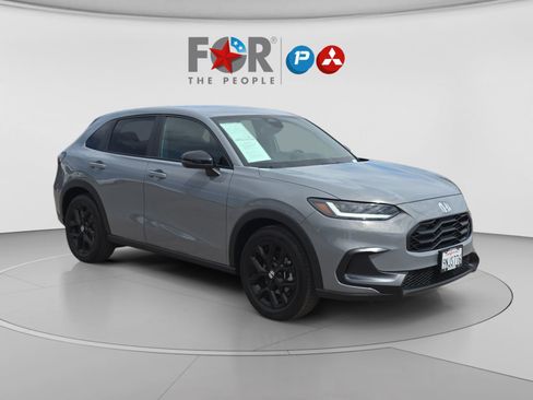 Used 2025 Honda HR-V Sport image 7