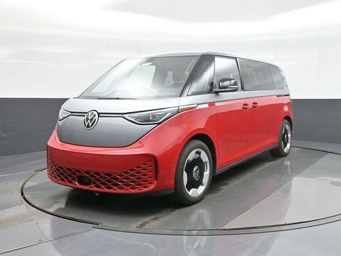 Used 2025 Volkswagen ID. Buzz Pro S Plus AWD/4WD image 3