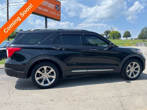 Used 2020 Ford Explorer Platinum w/ Premium Technology Package AWD/4WD image 15