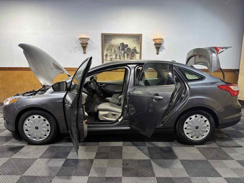 Used 2013 Ford Focus SE w/ Super Fuel Economy (SFE) Pkg image 13