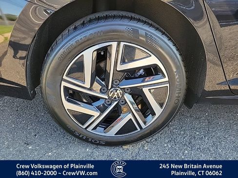 Certified 2022 Volkswagen Jetta SEL FWD image 19