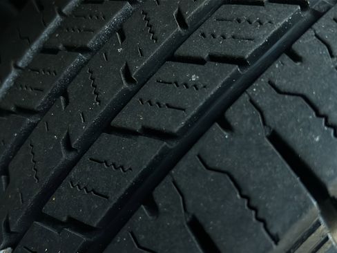 Used 2014 Ford E-250 and Econoline 250 Van 3D w/ Power Group image 45