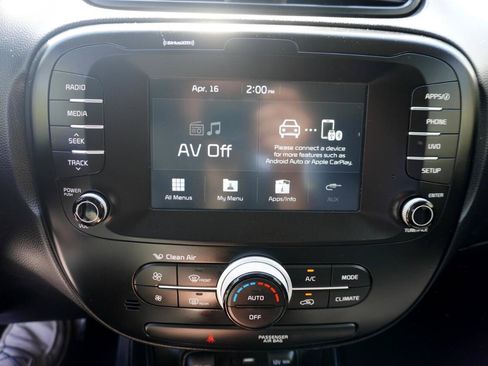 Used 2019 Kia Soul + FWD image 30
