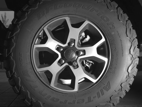 Used 2021 Jeep Wrangler Unlimited Rubicon AWD/4WD image 23