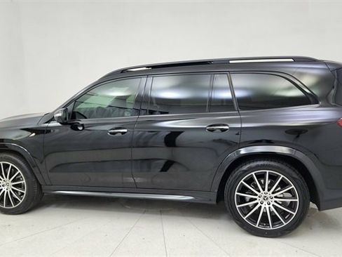 Used 2025 Mercedes-Benz GLS 450 4MATIC image 4