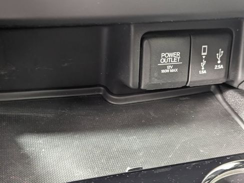 Used 2018 Honda Pilot Elite image 20