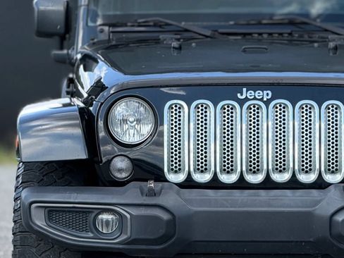 Used 2015 Jeep Wrangler Unlimited Sport w/ Quick Order Package 24S AWD/4WD image 11