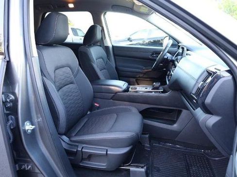 Certified 2025 Nissan Pathfinder SV AWD/4WD image 27