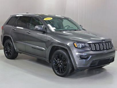 Used 2019 Jeep Grand Cherokee Altitude