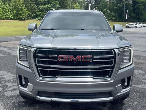 Used 2023 GMC Yukon XL SLT w/ SLT Premium Package AWD/4WD image 6