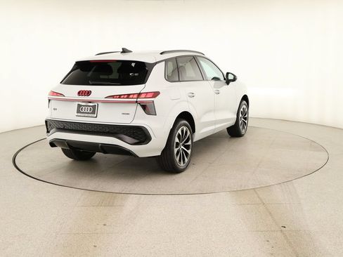 New 2026 Audi Q3 quattro 2.0T AWD/4WD image 6