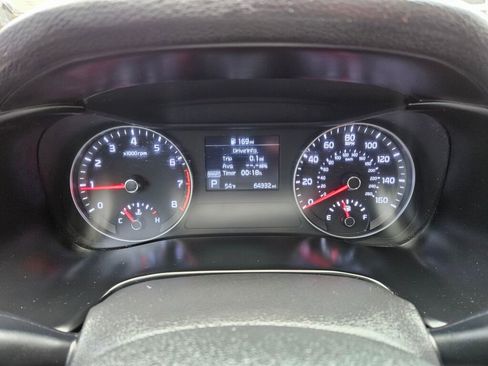 Used 2019 Kia Forte S image 3