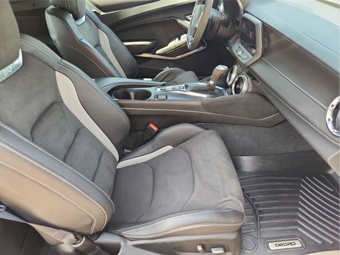 Used 2023 Chevrolet Camaro SS RWD image 25