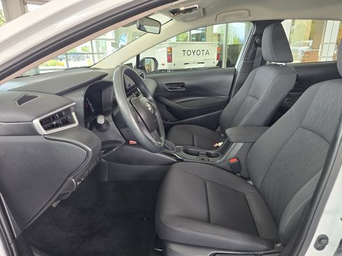 Used 2026 Toyota Corolla LE FWD image 21