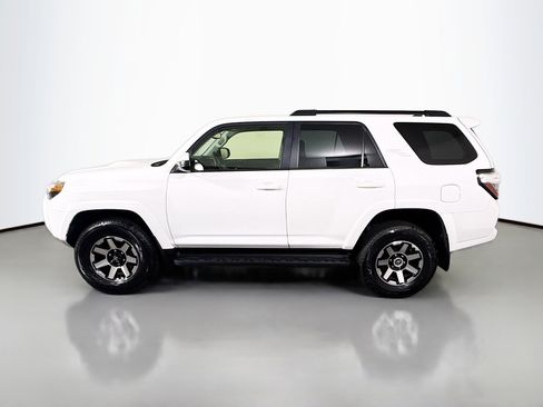 Used 2024 Toyota 4Runner TRD Off-Road image 6
