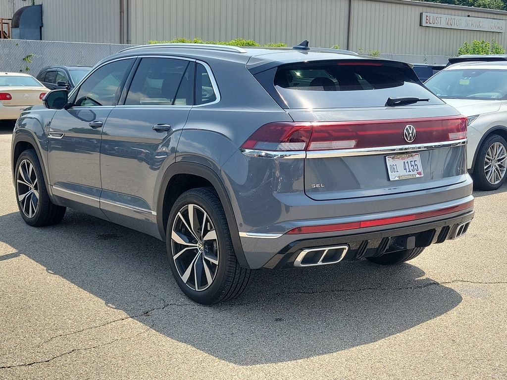 Used 2024 Volkswagen Atlas Cross Sport SEL Premium R-Line AWD/4WD image 3