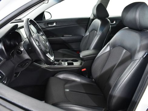 Used 2018 Kia Optima S FWD image 6