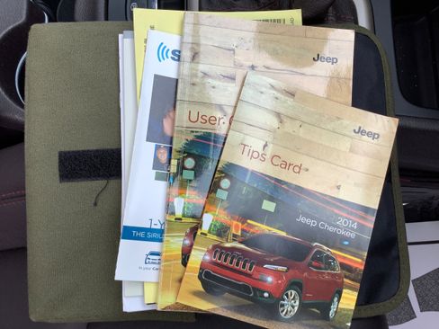 Used 2014 Jeep Cherokee Trailhawk w/ Comfort/Convenience Group image 30