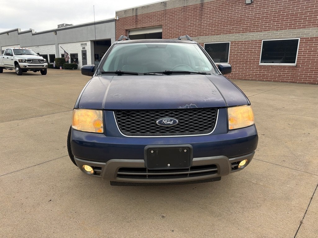 Used 2006 Ford Freestyle SEL AWD/4WD image 2