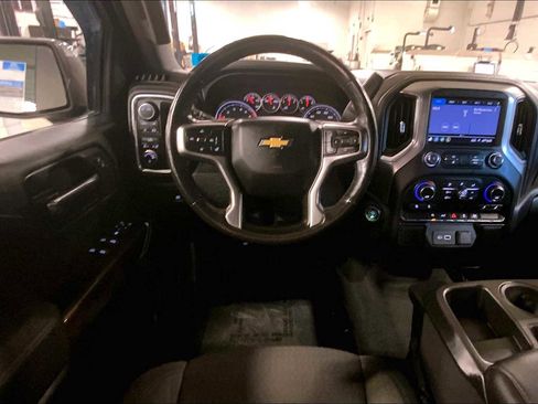 Used 2020 Chevrolet Silverado 1500 LT w/ All-Star Edition image 6