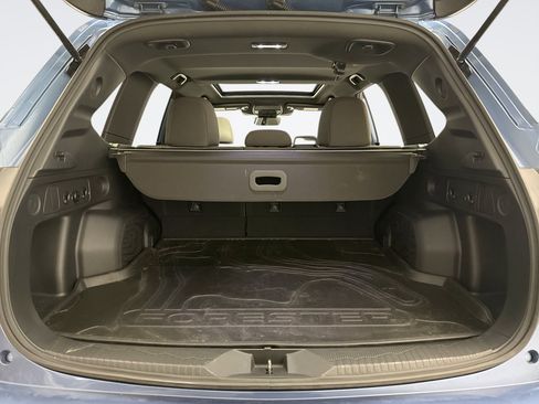 Used 2025 Subaru Forester Premium image 19