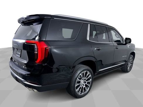 New 2026 GMC Yukon Denali w/ Sun & Power Step Package AWD/4WD image 9