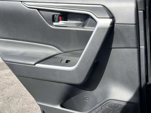 Used 2024 Toyota RAV4 XLE image 18