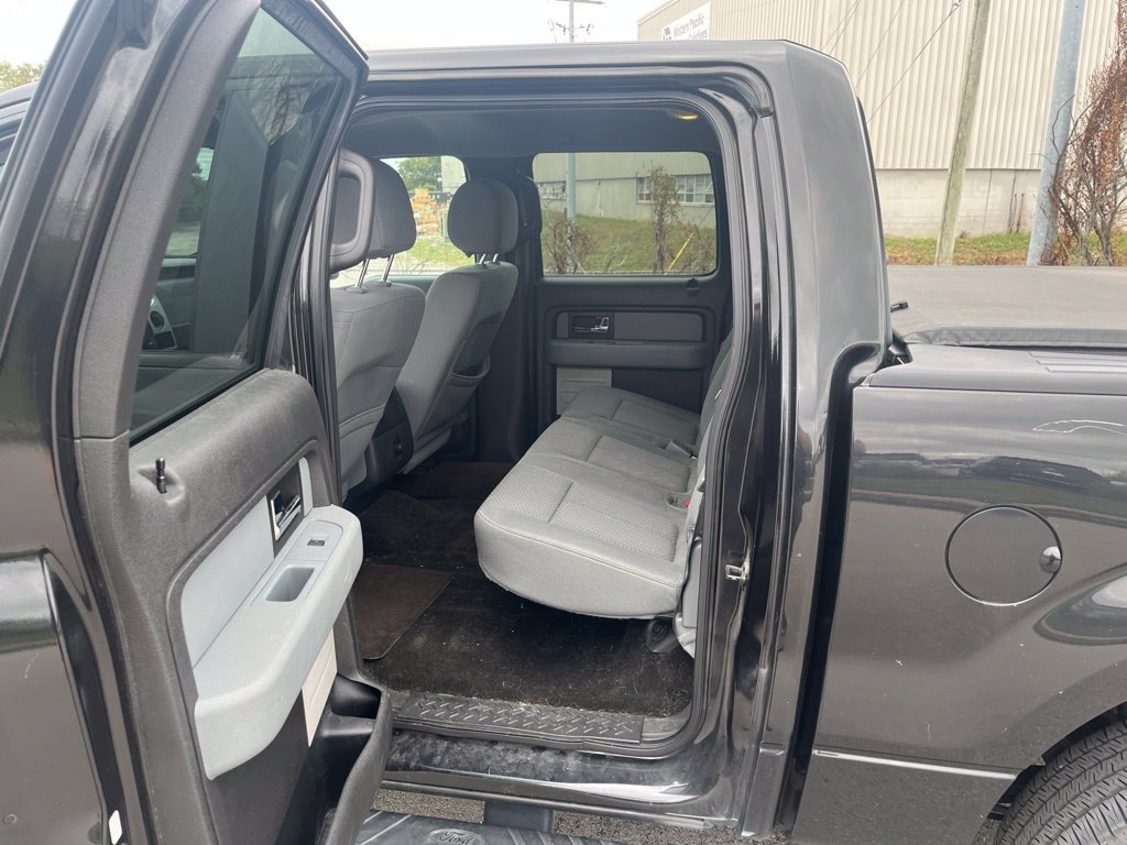 Used 2014 Ford F150 XLT w/ Equipment Group 302A Luxury AWD/4WD image 10