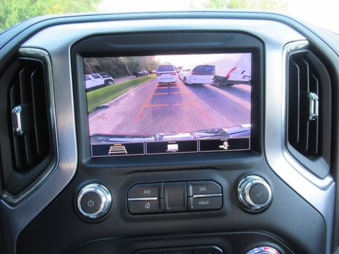 Used 2020 GMC Sierra 1500 SLT w/ SLT Premium Plus Package AWD/4WD image 28