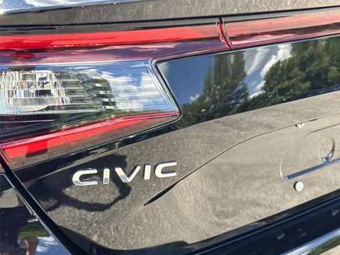 Used 2023 Honda Civic EX-L image 11