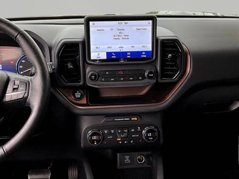 Used 2021 Ford Bronco Sport Outer Banks AWD/4WD image 9