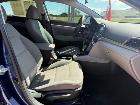 Used 2019 Hyundai Elantra SEL image 32