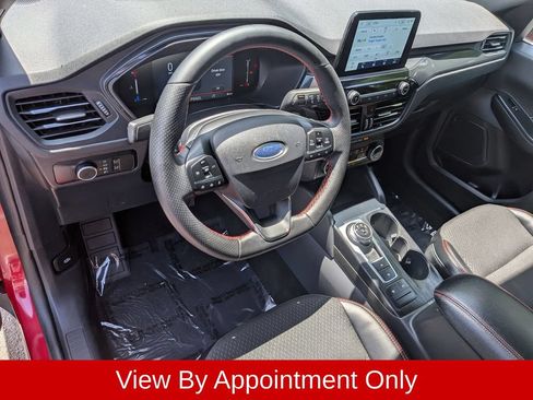 Used 2025 Ford Escape ST-Line AWD/4WD image 13