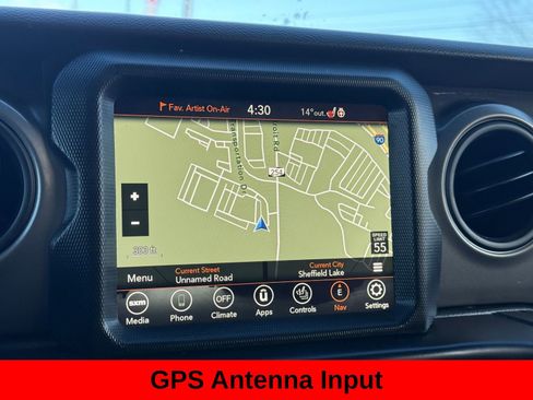 Used 2023 Jeep Wrangler Willys image 18