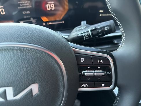 New 2025 Kia Sorento EX w/ Panoramic Sunroof Package image 30