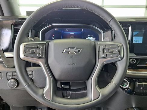 Used 2024 Chevrolet Silverado 1500 RST AWD/4WD image 10