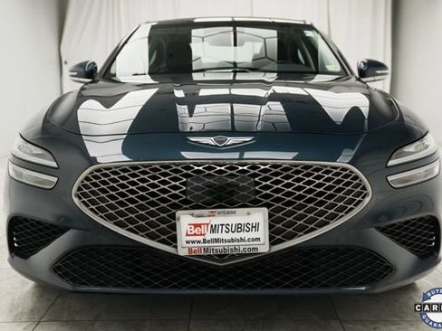 Used 2025 Genesis G70 2.5T image 5