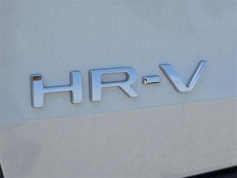 New 2026 Honda HR-V LX image 11